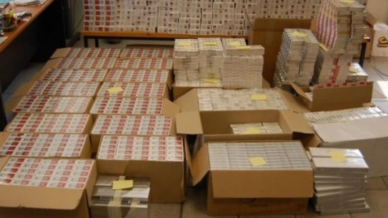 Κοντέινερ με 10 εκατ. λαθραία τσιγάρα εντόπισε το ΣΔΟΕ Κοντέινερ με 10 εκατ. λαθραία τσιγάρα εντόπισε το ΣΔΟΕ