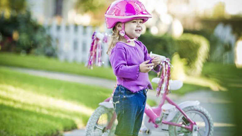 Η ώρα που το παιδί μαθαίνει ποδήλατο!