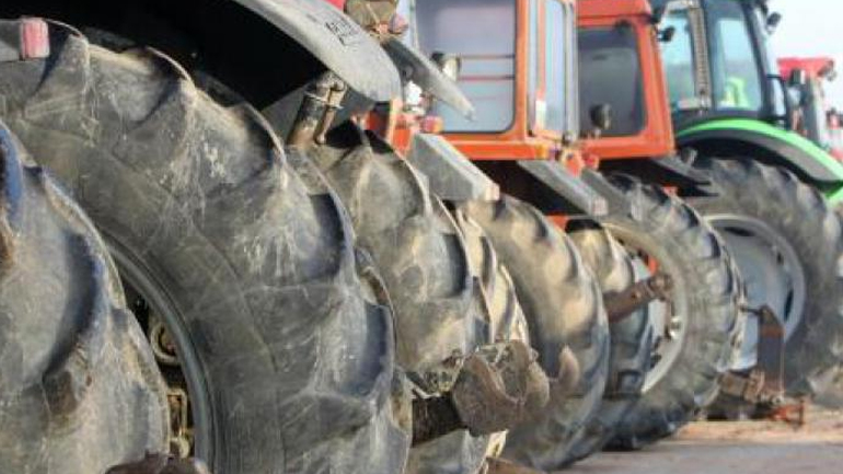 Στον κόμβο της Κουλούρας παραμένουν οι παραγωγοί