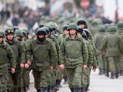 Αναπτύσσουν 10.000 στρατιωτικούς σε καίρια σημεία της Γαλλίας