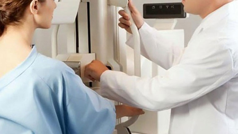 Δωρεάν εξέταση μαστού στο κοινωνικό ιατρείο της Γλυφάδας