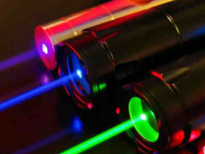 Ανήλικος έχασε την όρασή του από laser