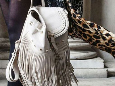 Τσάντες με κρόσσια, το must της σεζόν για κάθε σου εμφάνιση