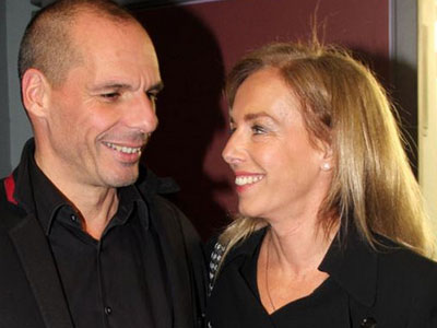 Ο Βαρουφάκης ζει μαζί με τα πεθερικά του!