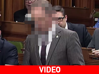 Υπουργός: Με έκοβε το σλιπ και αποχώρησα από την ψηφοφορία. Ζητώ συγγνώμη!