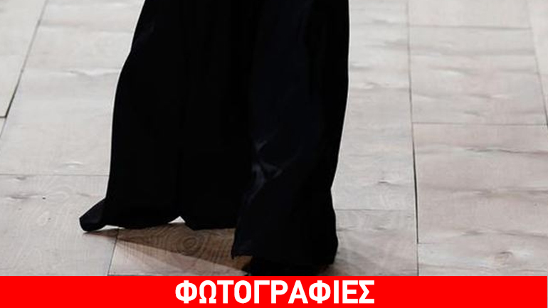 Η μάξι φούστα που φτάνει μέχρι το έδαφος θα φορεθεί πολύ!