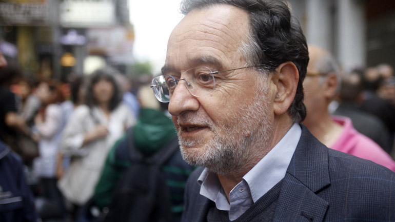 «Οι θεσμοί μας αντιμετωπίζουν ως μισο-αποικία»