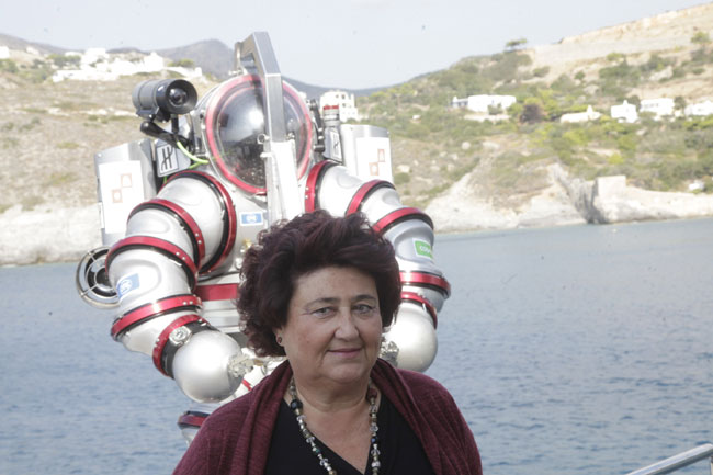 Το exosuit και η Αγγελική Σίμωσι