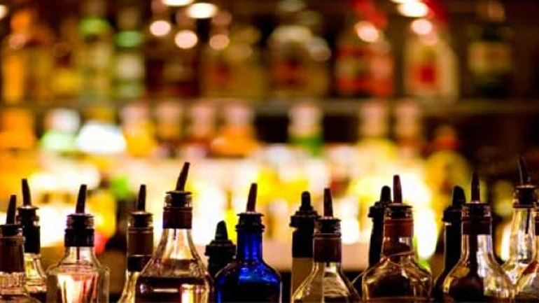 Ετοίμαζαν «μπόμπες» για το καλοκαίρι