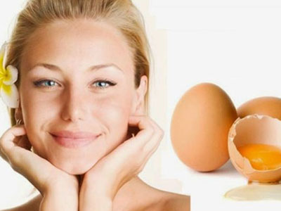 Τέλεια σύσφιξη προσώπου με 2 υλικά που έχεις στην κουζίνα σου!