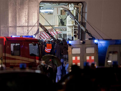 Στις 11.00 το πρωί αναμένεται να φθάσουν οι Έλληνες διασωθέντες από το Πρίντιζι