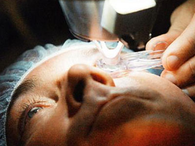 Έμειναν τυφλοί έπειτα από δωρεάν επεμβάσεις καταρράκτη