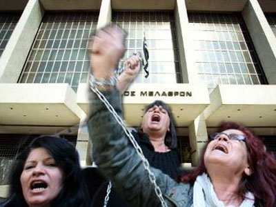 Στις 13 Οκτωβρίου εξετάζεται η επαναπρόσληψη των απολυμένων καθαριστριών