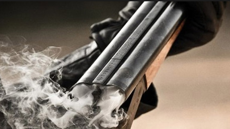 Στον εισαγγελέα ο «πιστολέρο» που πυροβόλησε κατά αστυνομικών