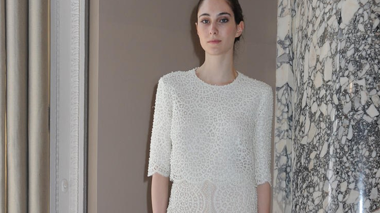 Σχέδιο Έλληνα σχεδιαστή στη λίστα με τα εντυπωσιακότερα νυφικά στον κόσμο