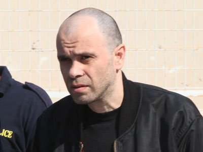 «Δεν απολογούμαι στα σκυλιά του κράτους»