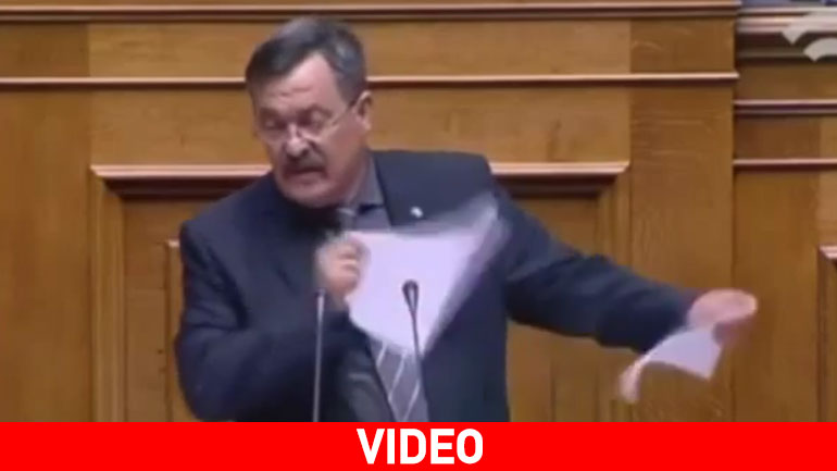 Ρατσιστικό παραλήρημα από τον Ν. Παππά: Έσκισε το ν/σ για την Ιθαγένεια Ρατσιστικό παραλήρημα από τον Ν. Παππά: Έσκισε το ν/σ για την Ιθαγένεια