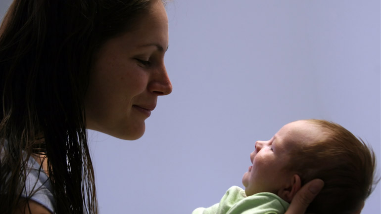 Τα 9 στάδια στη ζωή που περνά κάθε μαμά