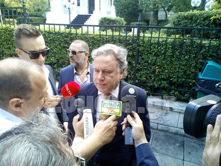 Ο Γ. Κατρούγκαλος αναλαμβάνει το Υπουργείο Εργασίας