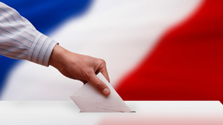 Γαλλία εκλογές: Η δεξιά επικράτησε της άκρας δεξιάς – Xαμένοι οι σοσιαλιστές