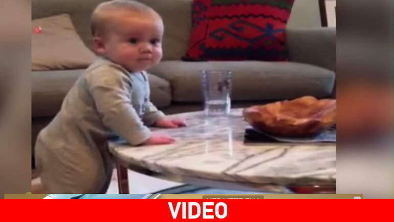 Το χαριτωμένο βίντεο με τις αταξίες ενός μπόμπιρα