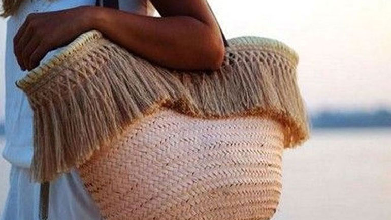 Fashion Trend: Ψάθινες τσάντες για το τέλειο beach look και όχι μόνο!