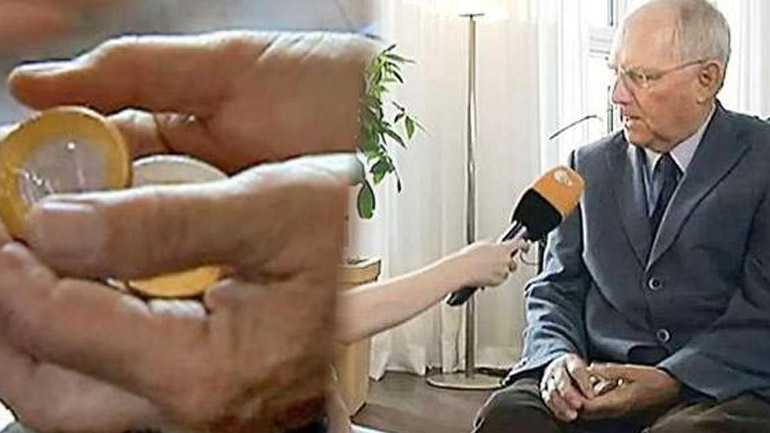 Bild: O Σόιμπλε ήθελε να προσφέρει σοκολατένια ευρώ στον Βαρουφάκη ως «φαγητό παρηγοριάς» Bild: O Σόιμπλε ήθελε να προσφέρει σοκολατένια ευρώ στον Βαρουφάκη ως «φαγητό παρηγοριάς»