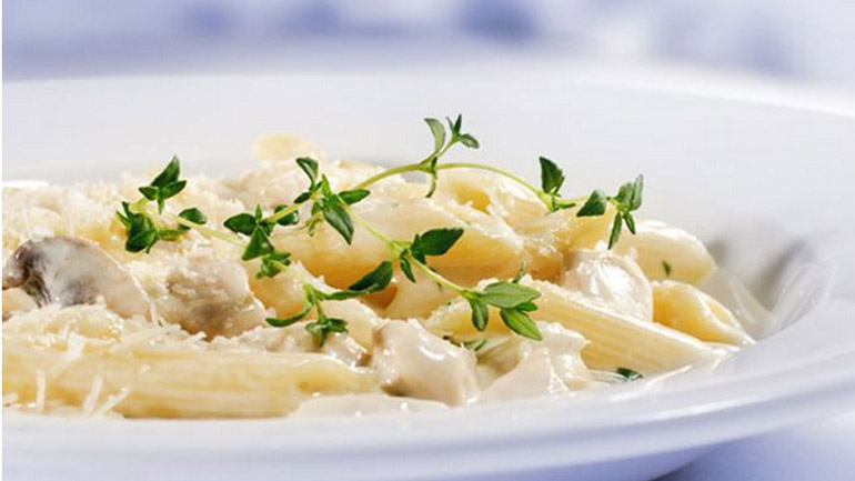 Στην πένα… και με τέσσερα τυριά