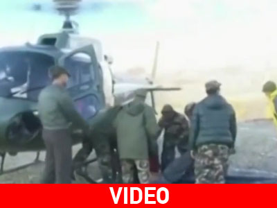 Αυξάνεται ο αριθμός των νεκρών από τη φονική χιονοθύελλα στα Ιμαλάια