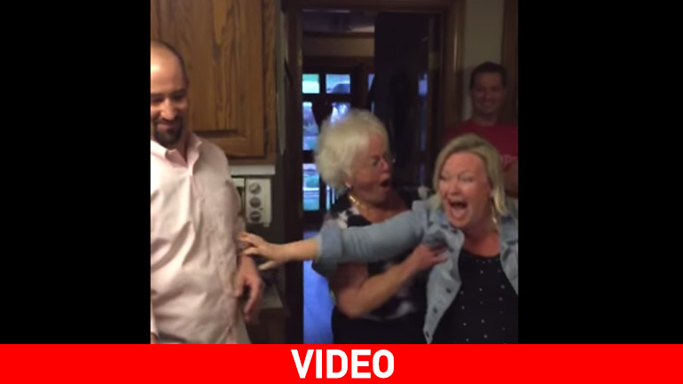 Μητέρα έξι αγοριών μαθαίνει πως περιμένει κορίτσι!