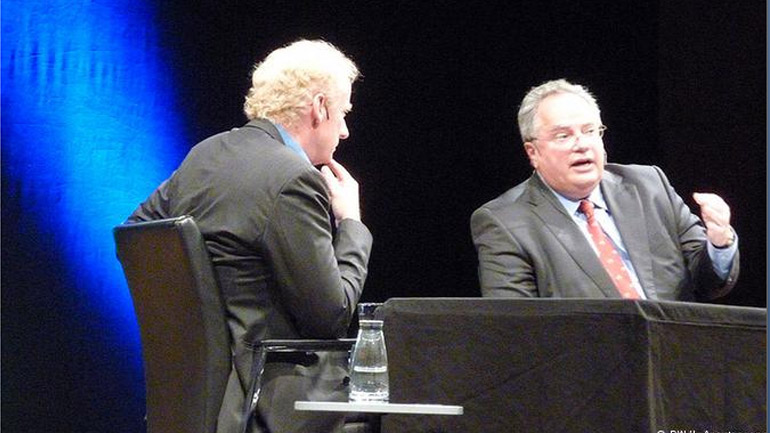 «Εάν δεν υπογράψετε τη συμφωνία, πεθαίνετε» «Εάν δεν υπογράψετε τη συμφωνία, πεθαίνετε»