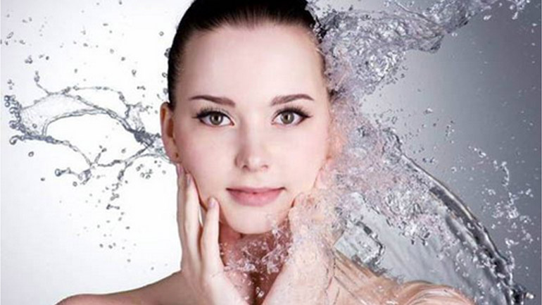 Έτσι θα αφαιρέσετε το αδιάβροχο μακιγιάζ από το πρόσωπό σας