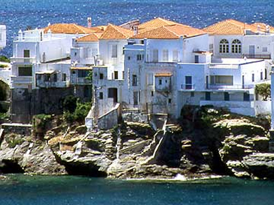 Καθορίστηκαν η αρτιότητα των οικοπέδων και οι όροι δόμησης στην Άνδρο