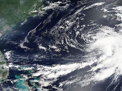 Σε έξαρση ο κυκλώνας Franklin στις Βερμούδες