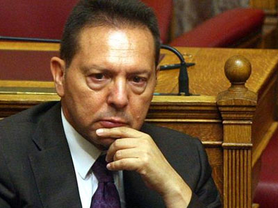 Στουρνάρας: Τάσσεται υπέρ του συστήματος αποδοχών βάσει απόδοσης