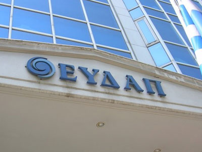 Φωτιά από γκαζάκια στην ΕΥΔΑΠ επί της Λ. Θηβών