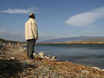 Ζητείται παρέμβαση Παπακωνσταντίνου στο πρόβλημα της λίμνης Κάρλας