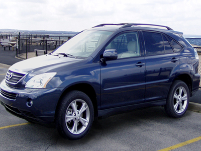 Ανακαλούνται 274 αυτοκίνητα Lexus RX400h