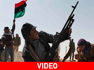 Ανακτούν έδαφος οι αντικαθεστωτικοί στη Λιβύη