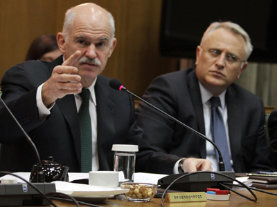 Απόλυτη προτεραιότητα για την κυβέρνηση η απελευθέρωση στα ταξί