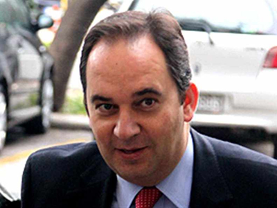 Στην Κεφαλονιά με Κερκυραία ο πρώην υφυπουργός