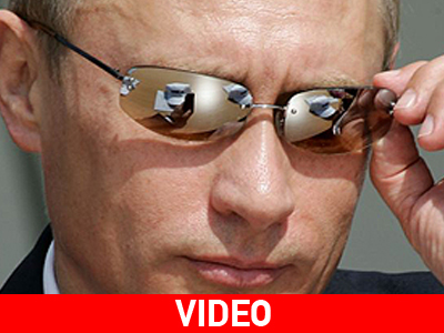 Σκίζουν τα ρούχα τους για χάρη του Πούτιν