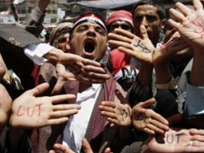 Εντείνεται η πολιτική κρίση στην Υεμένη