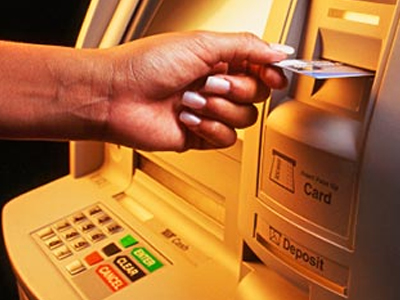 Βρίθουν από μικρόβια τα ΑΤΜ