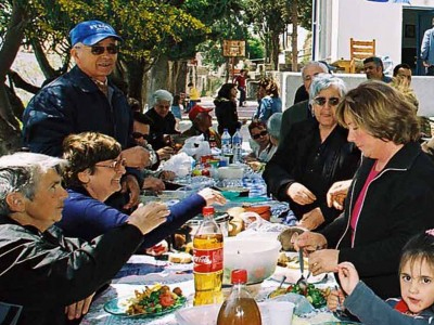 Οι κίνδυνοι του πασχαλινού τραπεζιού