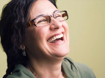 Γελάστε! Κάνει καλό!