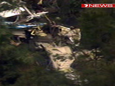 Στιγμιότυπο από το σημείο όπου κατέπεσε το Bell 206