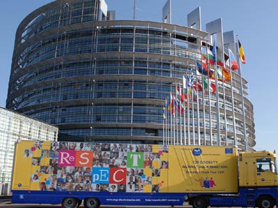 Ένας φορτιστής για ολόκληρο… Ευρωκοινοβούλιο