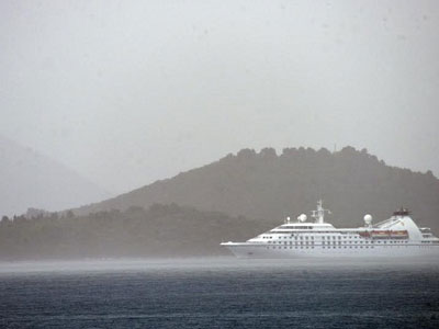 Kανείς δεν ζηλεύει το χλιδάτο πάρτι στον Σκορπιό