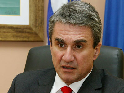 Λοβέρδος: Καθολικό προσκλητήριο αλληλεγγύης στην κεντροαριστερά